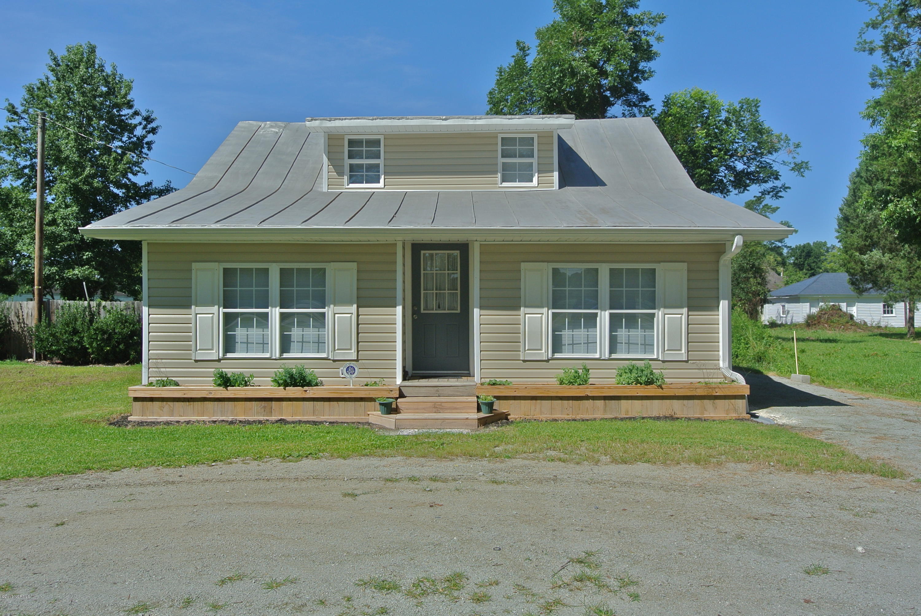 2403 Old Cherry Point Road New Bern, NC 28560 - Photo 1 of 30 DSC_4697