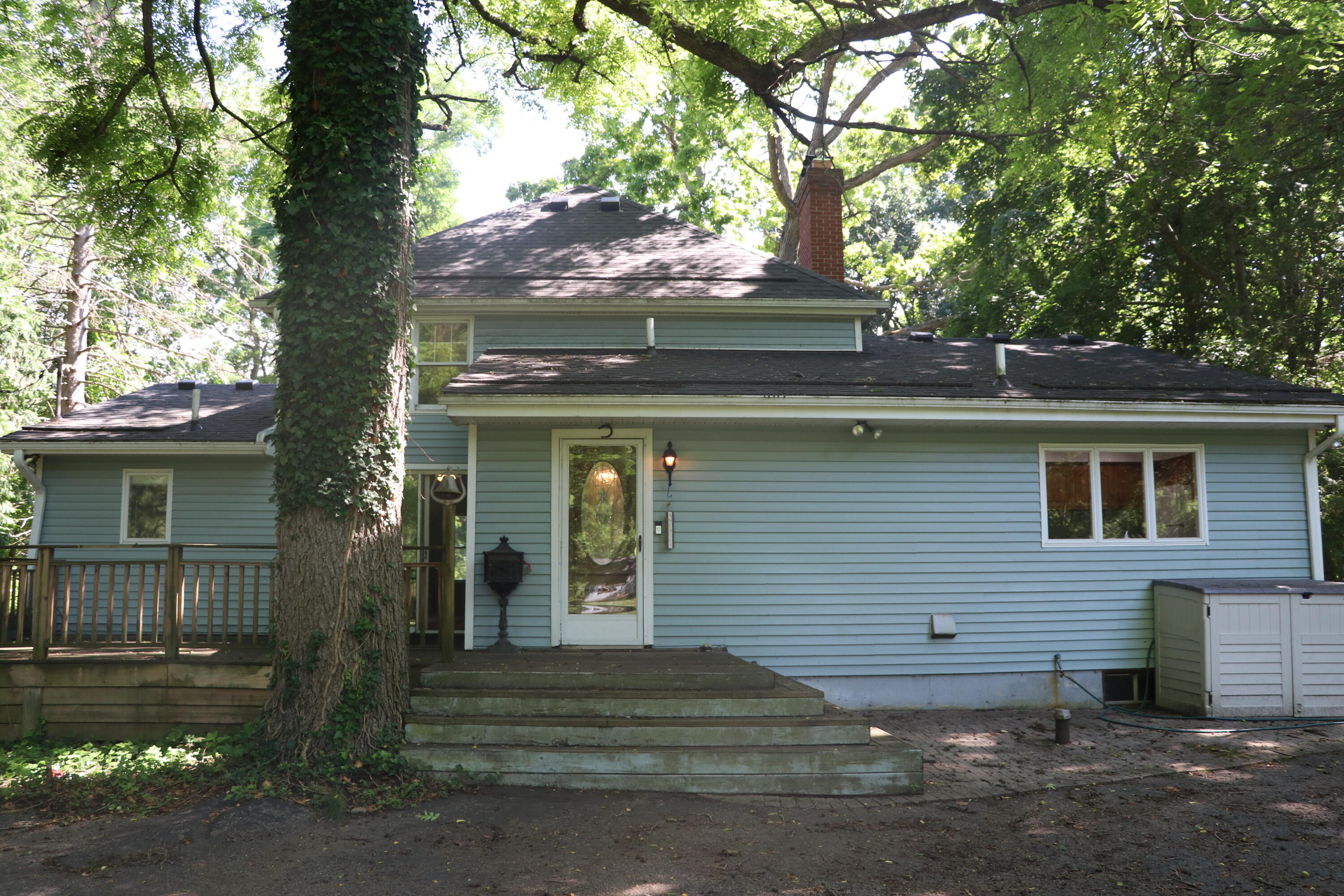6310 Shappie Road Clarkston, MI 48348 - Photo 27 of 32 Back
