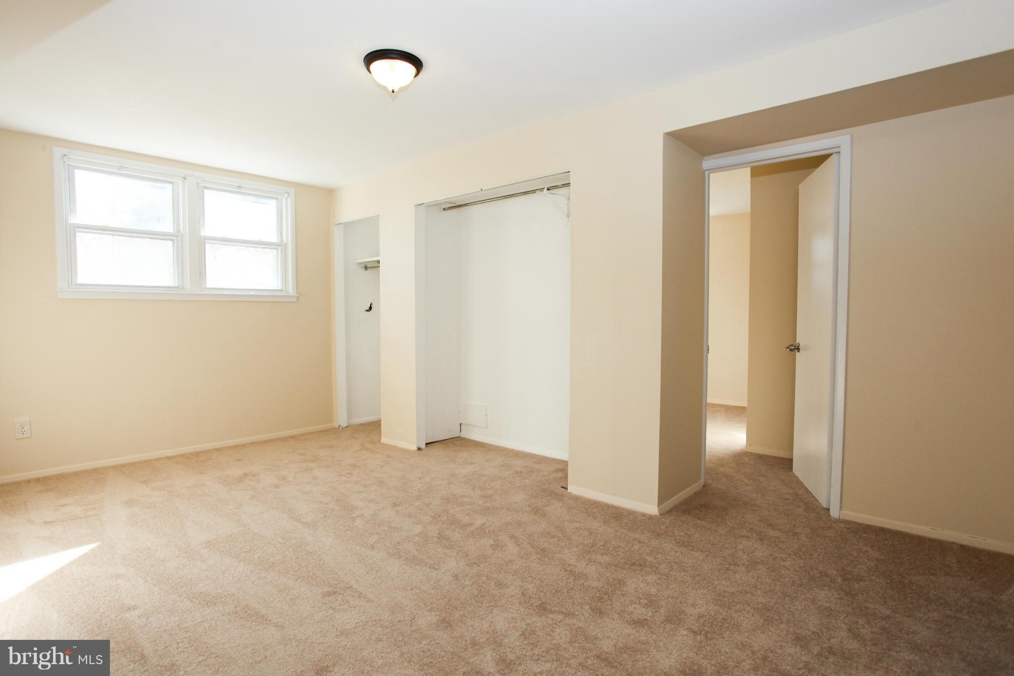 7620 Dunston Street Springfield, VA 22151 - Photo 16 of 24 an empty room with windows