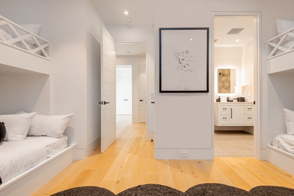 30 Devon Street, Unit LITTLE DIP Nantucket, MA 02554 - Photo 12 of 17