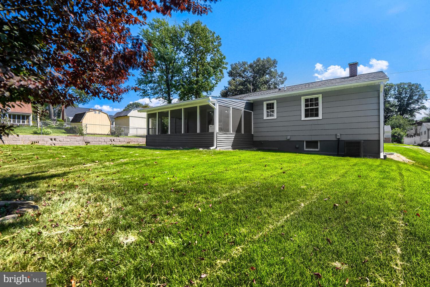 696 West Maple Road Linthicum Heights, MD 21090 - Photo 28 of 31 Gallery Image 28