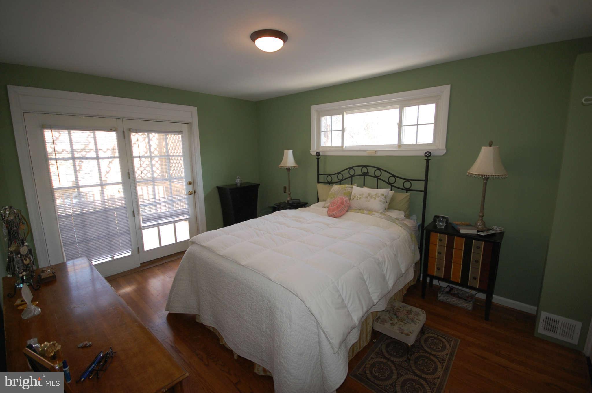 3112 Shelburne Road Baltimore, MD 21208 - Photo 12 of 27 Bedroom (Master)