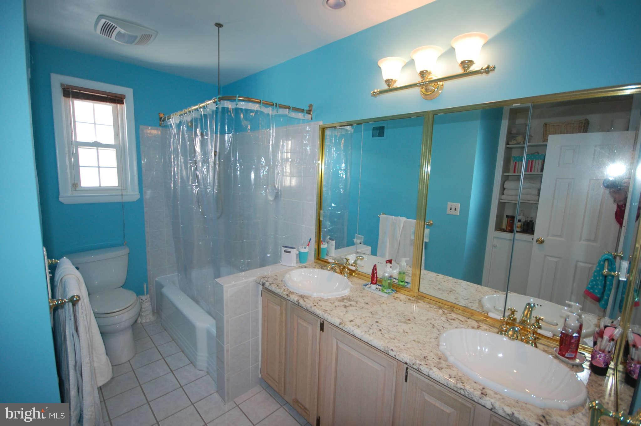 3112 Shelburne Road Baltimore, MD 21208 - Photo 18 of 27 Bath