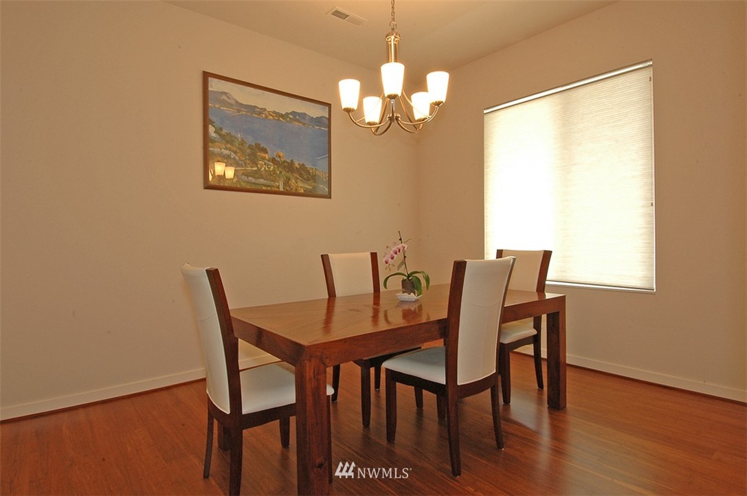 4109 Northeast 6th Place Renton, WA 98059 - Photo 9 of 20