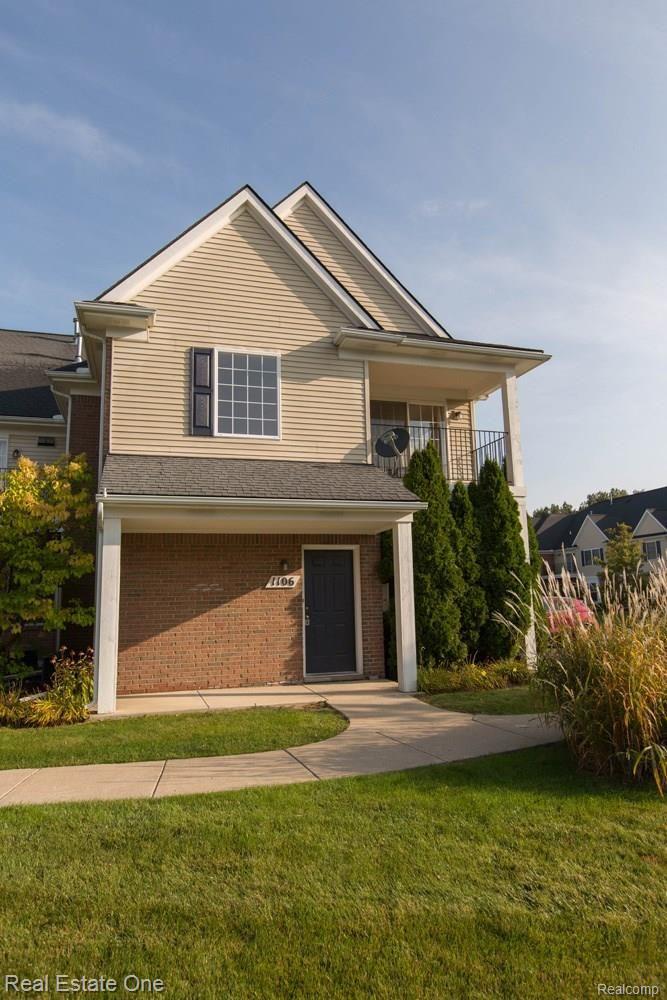 1106 Rial Lake Drive, Unit 49 Howell, MI 48843 - Photo 1 of 13 IMG_2616.JPG