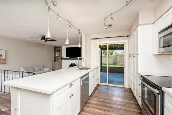 $559,000 | 2406 East La Jolla Drive, Tempe, AZ 85282