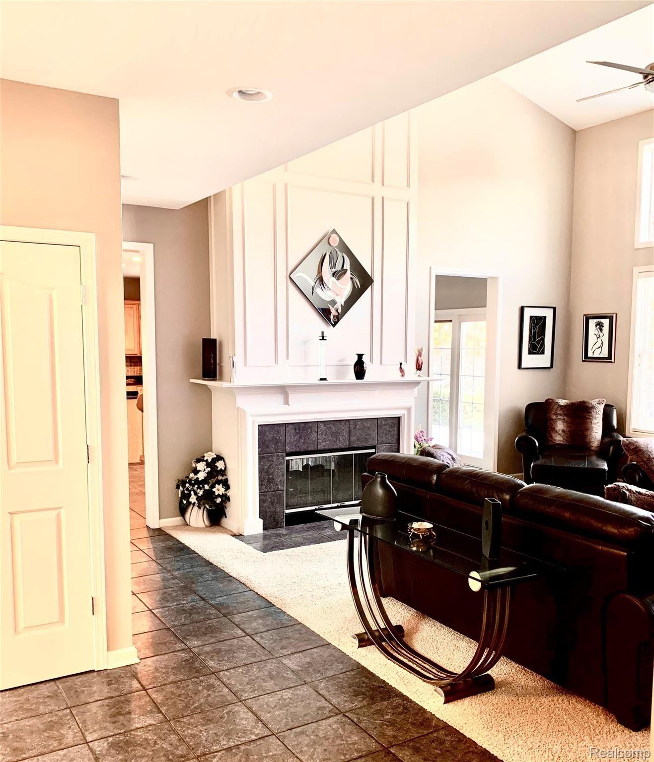 2428 Andover Boulevard Rochester, MI 48306 - Photo 18 of 64 IMG_4791.JPG