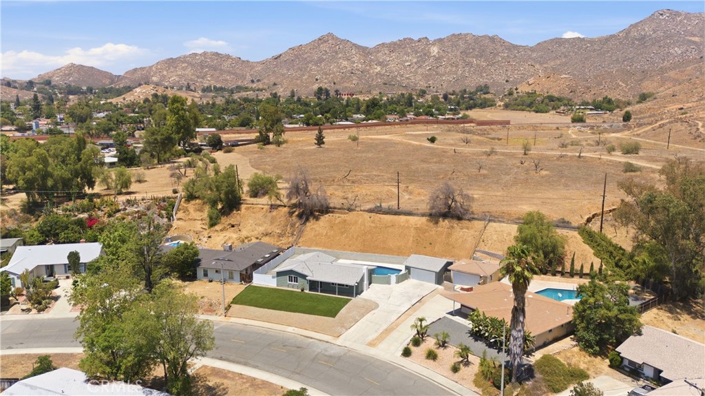 3682 Mt Vernon Avenue Riverside, CA 92507 - Photo 38 of 41