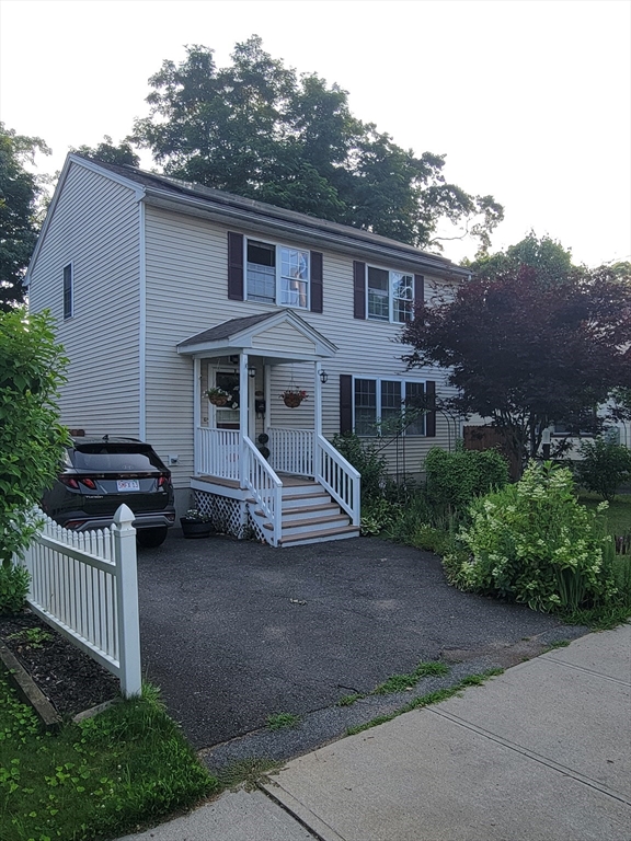 142 Jasper Street Springfield, MA 01109 - Photo 2 of 7