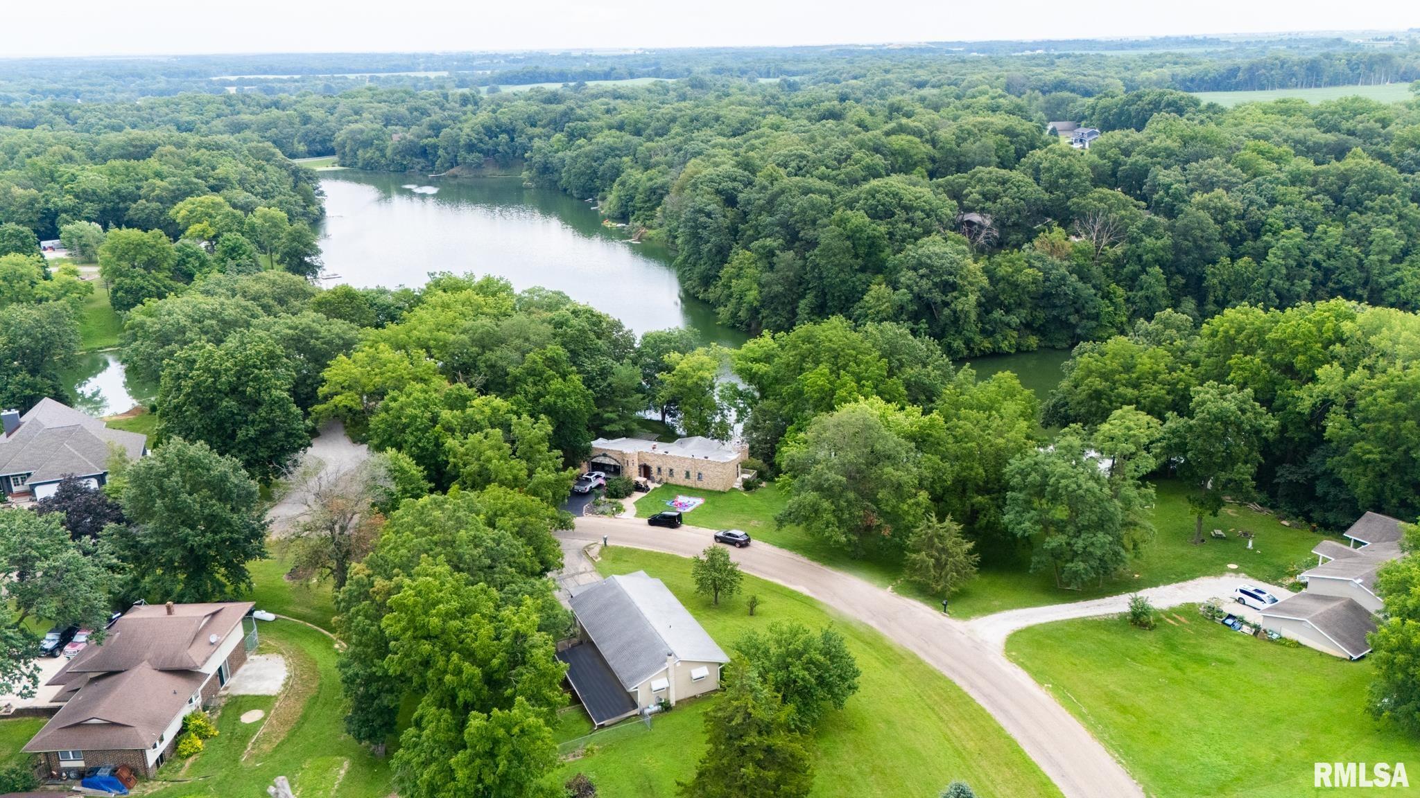 21640 Lago Drive Delavan, IL 61734 - Photo 17 of 26