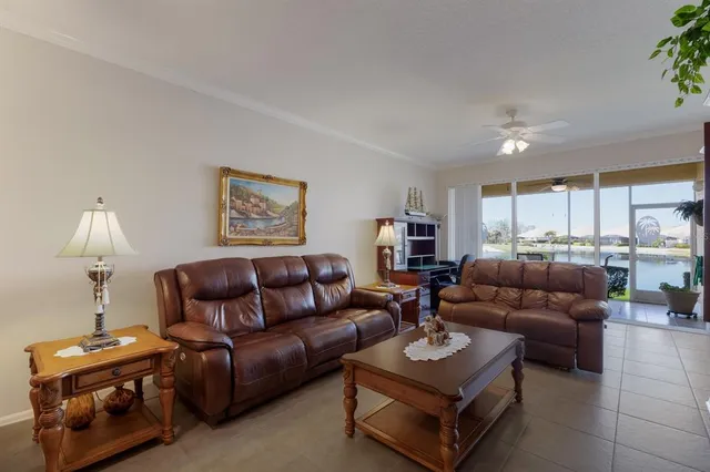 $299,900 | 8414 Wethersfield Run, Unit 102, Lakewood Ranch, FL 34202