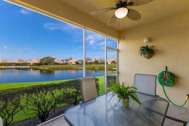 $299,900 | 8414 Wethersfield Run, Unit 102, Lakewood Ranch, FL 34202