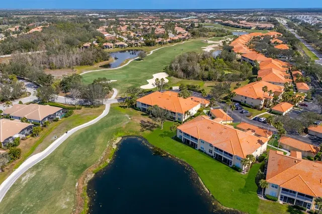 $299,900 | 8414 Wethersfield Run, Unit 102, Lakewood Ranch, FL 34202
