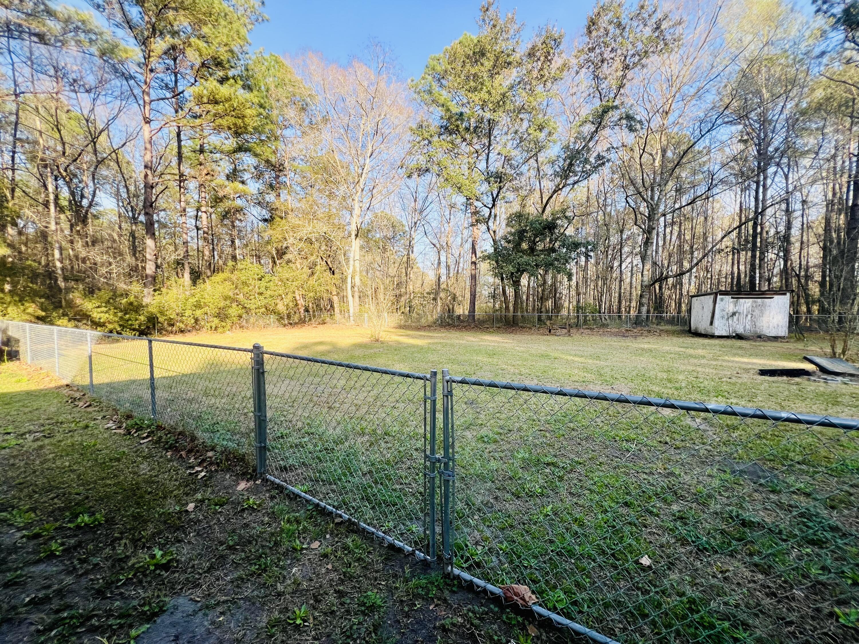 1343 Winding Creek Road Walterboro, SC 29488 - Photo 4 of 42 IMG_0198