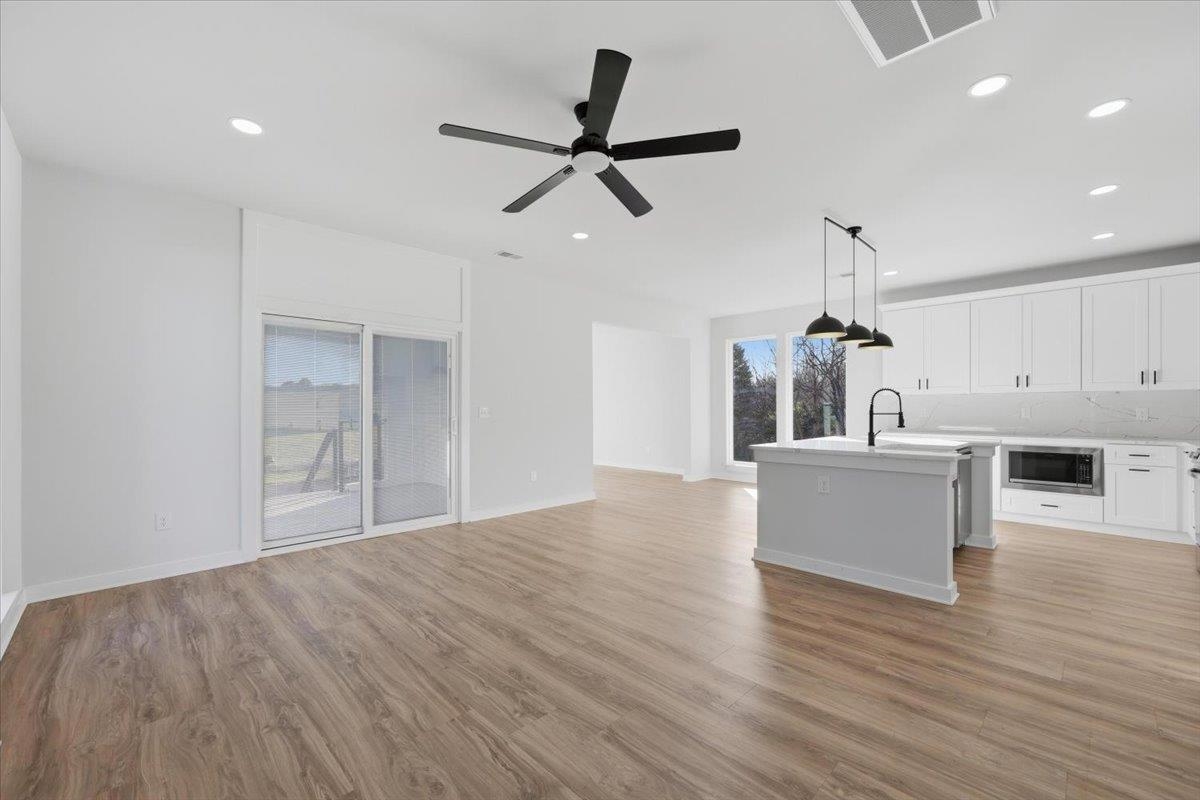 209 Springdale Avenue Greer, SC 29650 - Photo 14 of 35