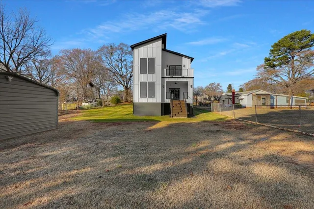 $489,000 | 209 Springdale Avenue, Greer, SC 29650