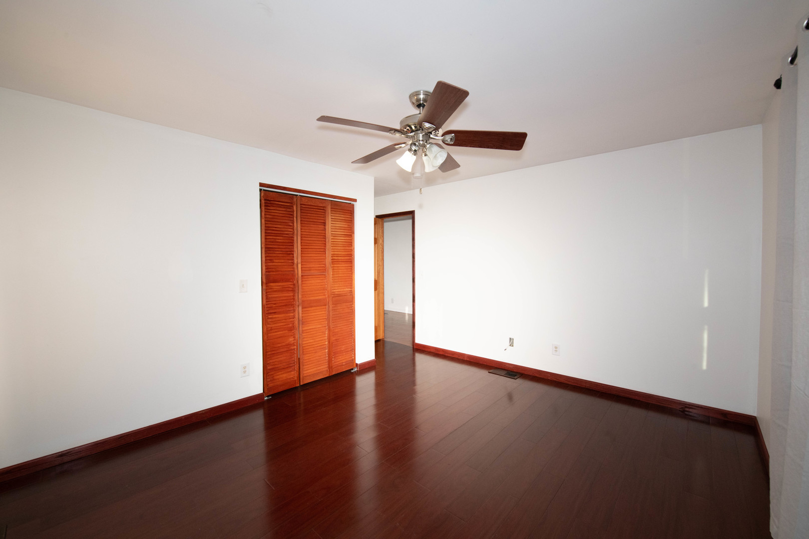 185 South Pinecrest Road Bolingbrook, IL 60440 - Photo 26 of 38 a view of an empty room with a window