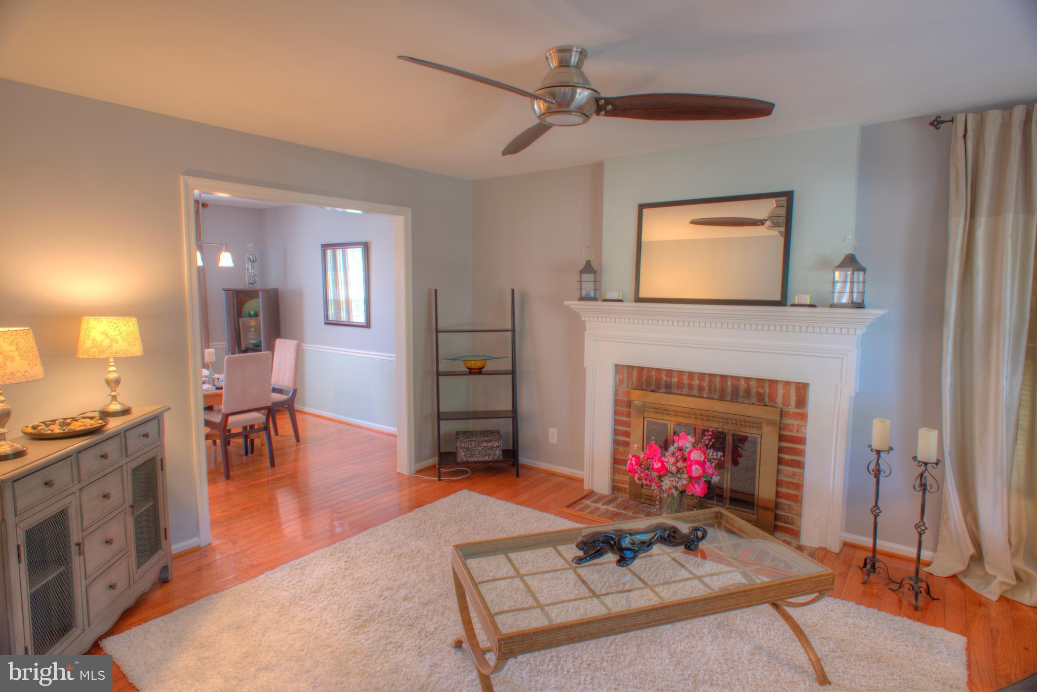8247 Carrleigh Parkway Springfield, VA 22152 - Photo 16 of 87 Living Room (towards Dining Room)
