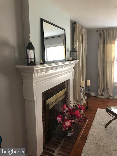 8247 Carrleigh Parkway Springfield, VA 22152 - Photo 19 of 87 Living Room -- Fireplace