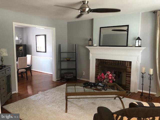 8247 Carrleigh Parkway Springfield, VA 22152 - Photo 20 of 87 Living Room (towards Dining Room)