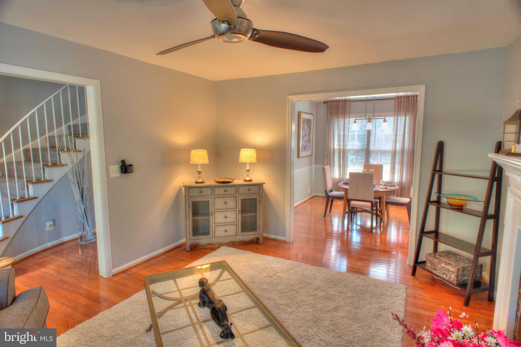 8247 Carrleigh Parkway Springfield, VA 22152 - Photo 21 of 87 Living Room