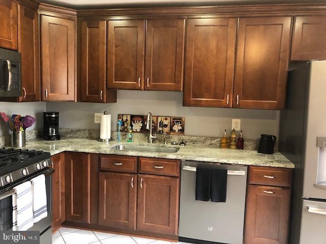 8247 Carrleigh Parkway Springfield, VA 22152 - Photo 24 of 87 Kitchen -- Stainless Steel Appliances