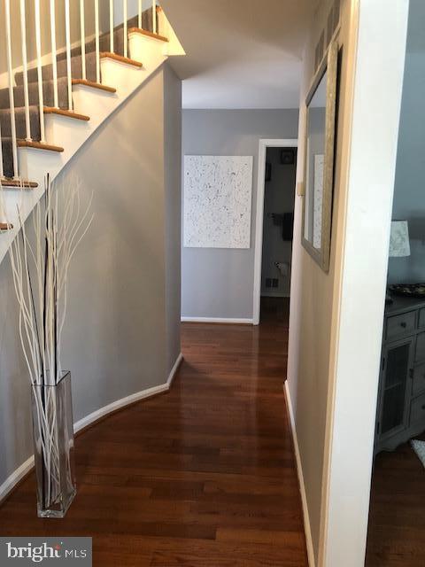 8247 Carrleigh Parkway Springfield, VA 22152 - Photo 6 of 87 Foyer on Main Level