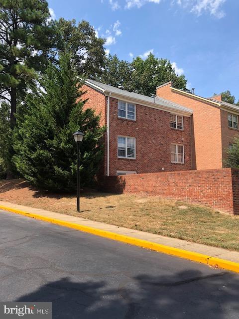 8247 Carrleigh Parkway Springfield, VA 22152 - Photo 80 of 87 Exterior -- Side View