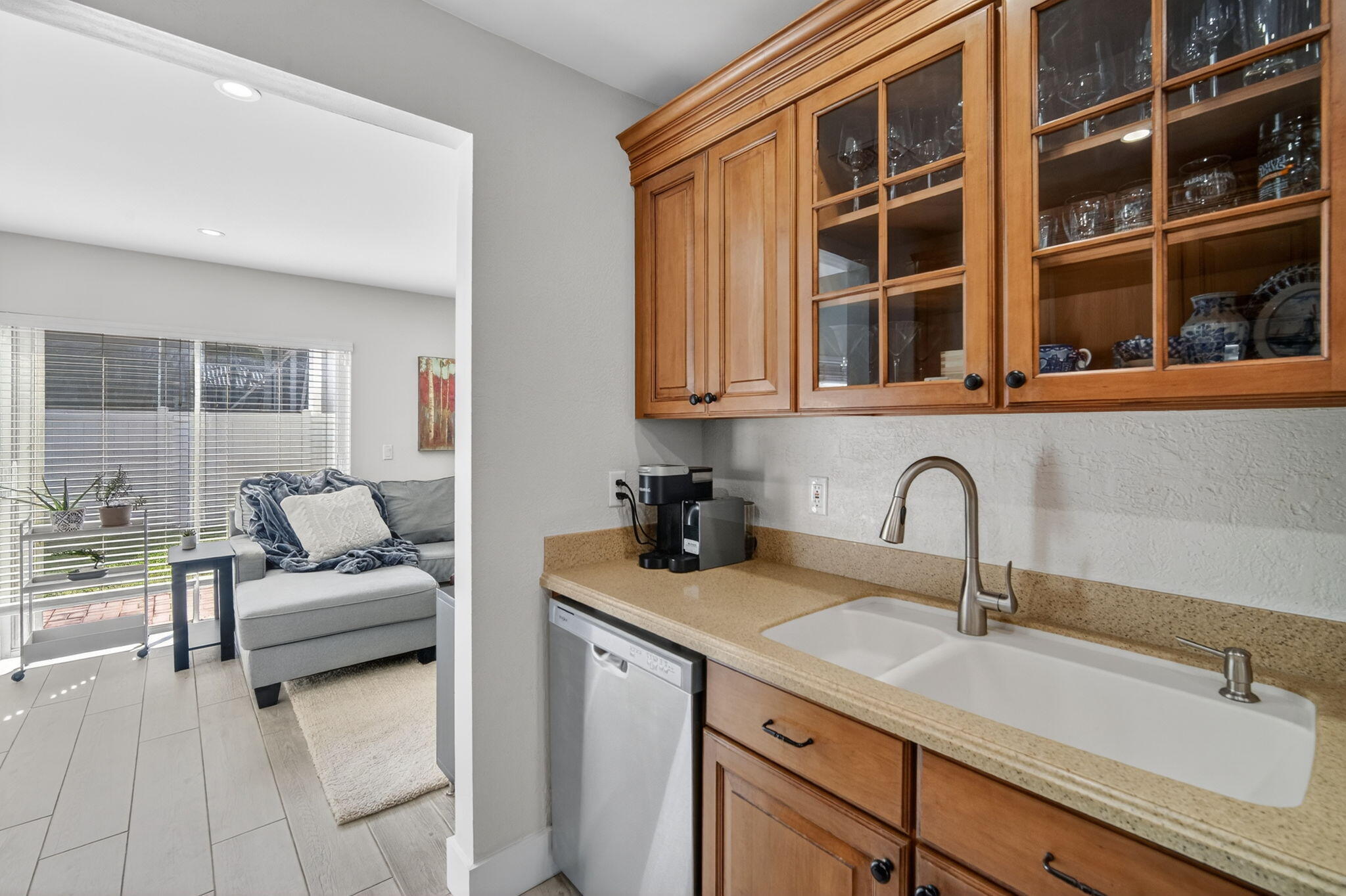 10210 Breezeway Place Boca Raton, FL 33428 - Photo 11 of 46 25-web-or-mls-DSC00620