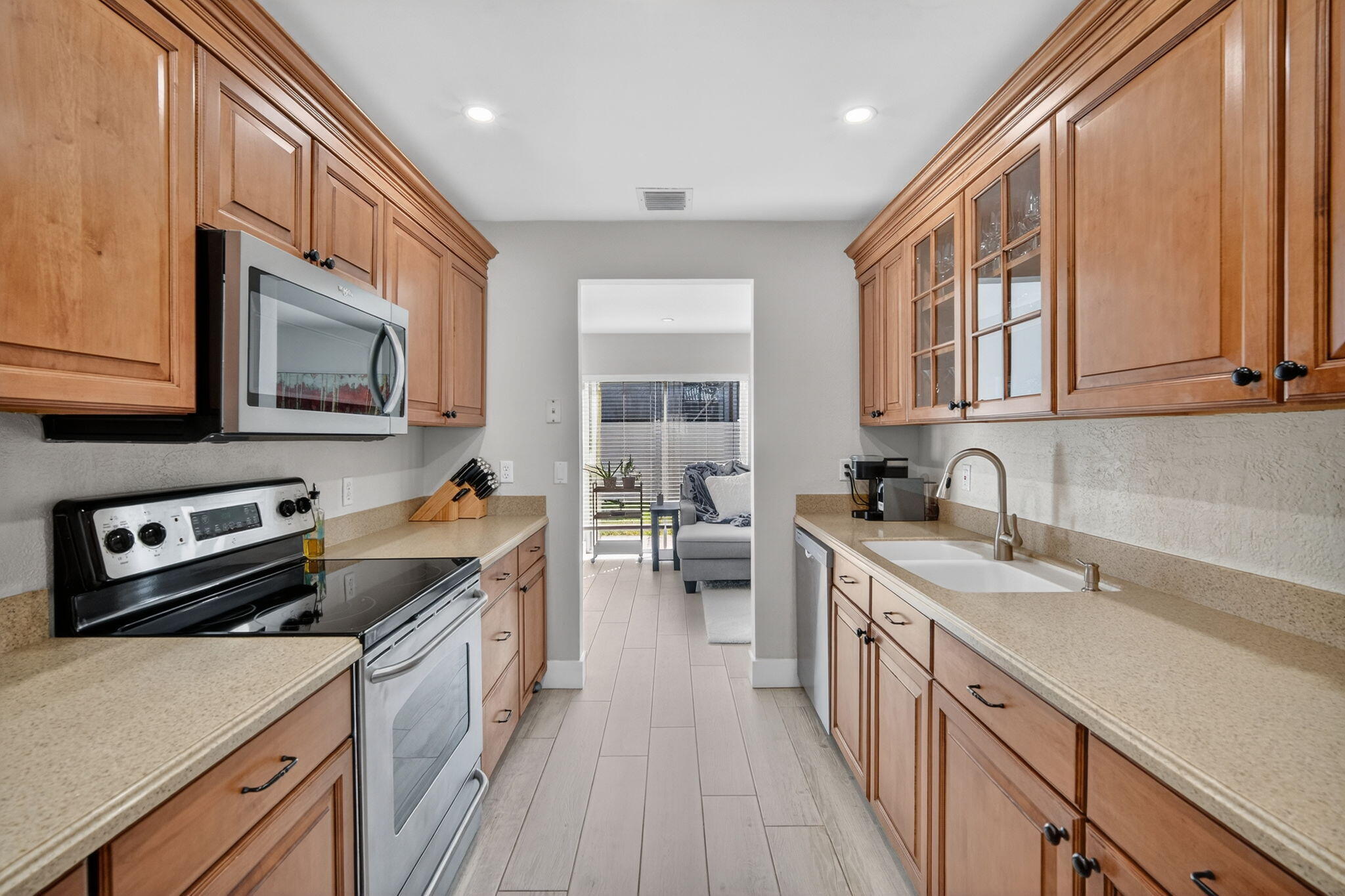 10210 Breezeway Place Boca Raton, FL 33428 - Photo 12 of 46 26-web-or-mls-DSC00623