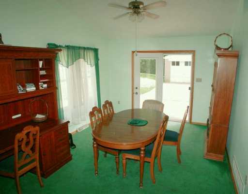 2536 Elgro Road Gibsonia, PA 15044 - Photo 3 of 8 Gallery Image 3