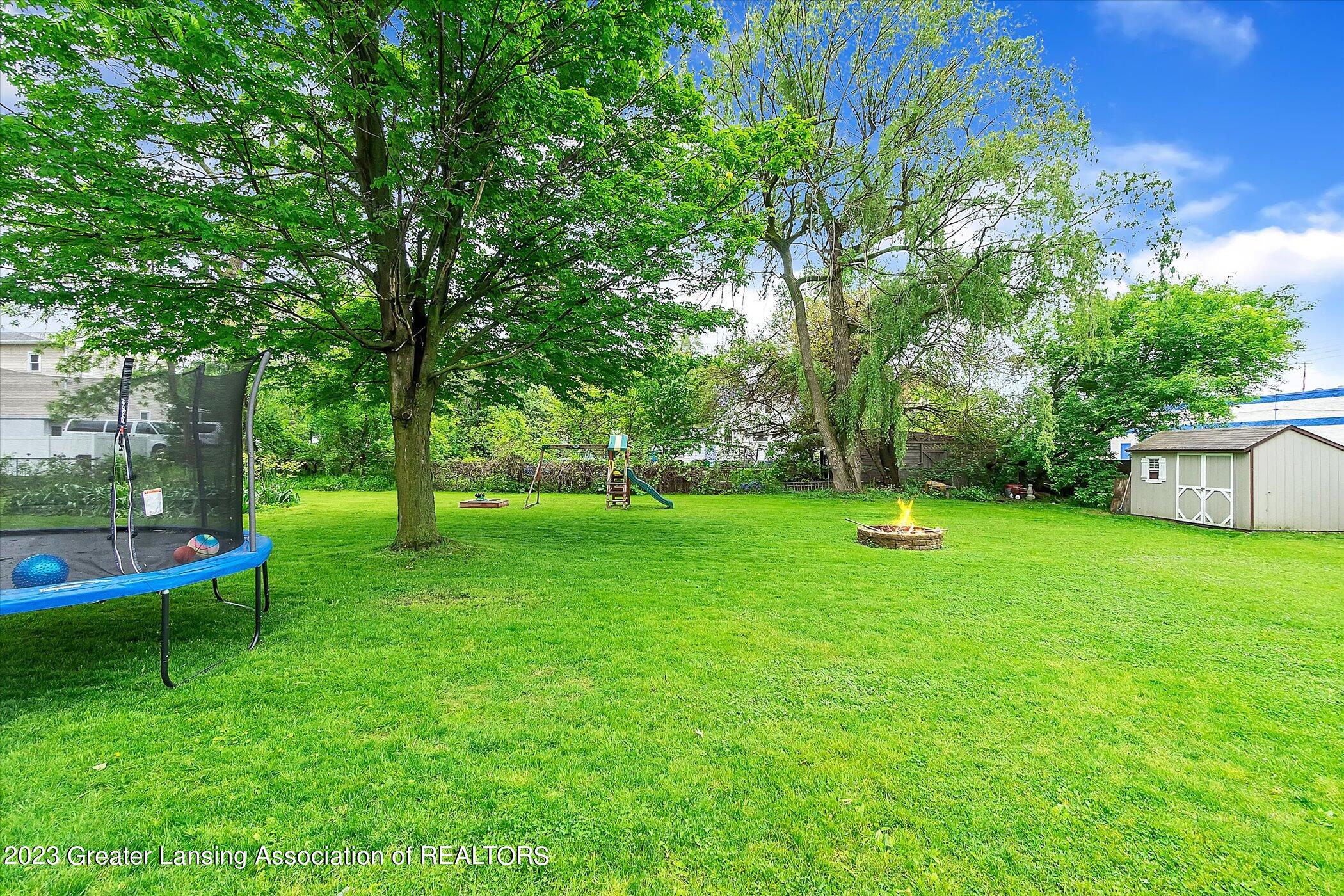 1080 Ralph Street Lansing, MI 48906 - Photo 25 of 27 26-1080-Ralph-St-WindowStill-Real-Estate