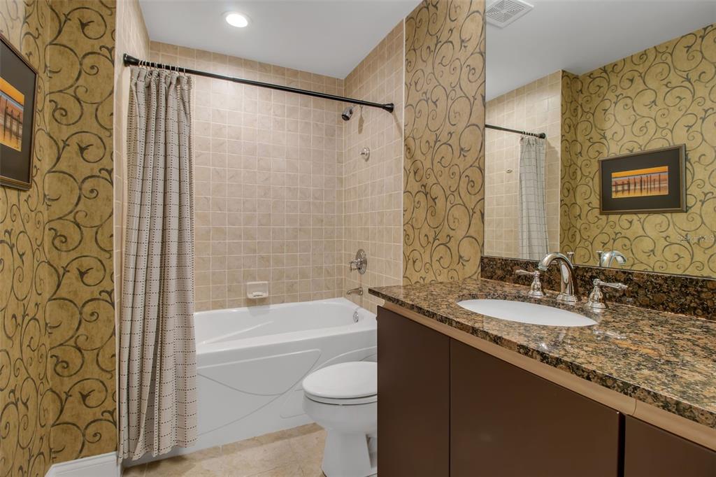 128 Golden Gate Point, Unit 301B Sarasota, FL 34236 - Photo 20 of 34