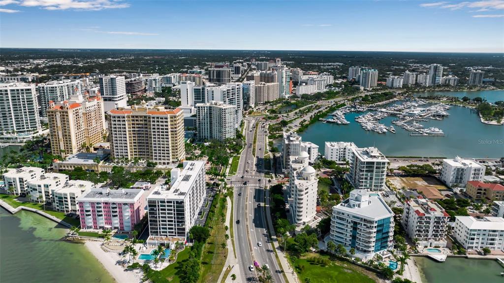 128 Golden Gate Point, Unit 301B Sarasota, FL 34236 - Photo 28 of 34
