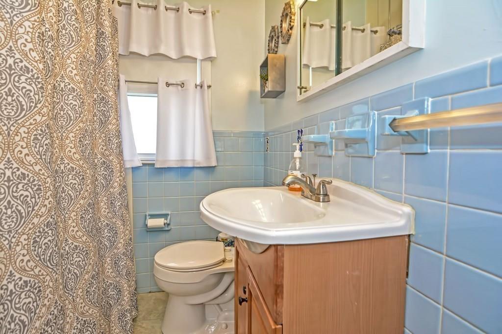 88 Edgemont Road Braintree, MA 02184 - Photo 7 of 15