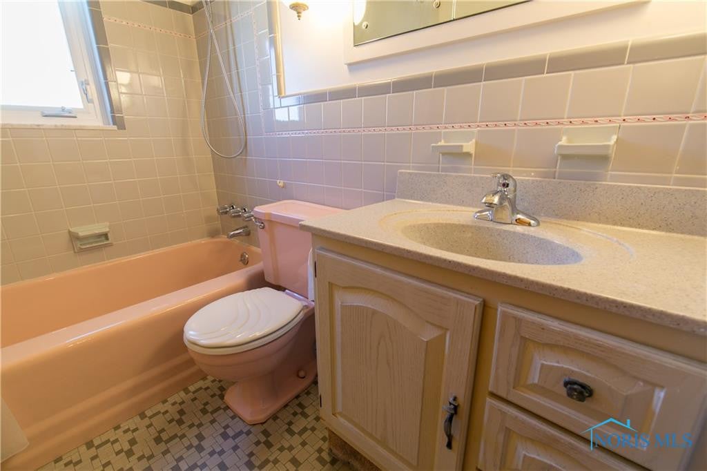 4253 Elmhurst Road Toledo, OH 43613 - Photo 20 of 36 Gallery Image 20