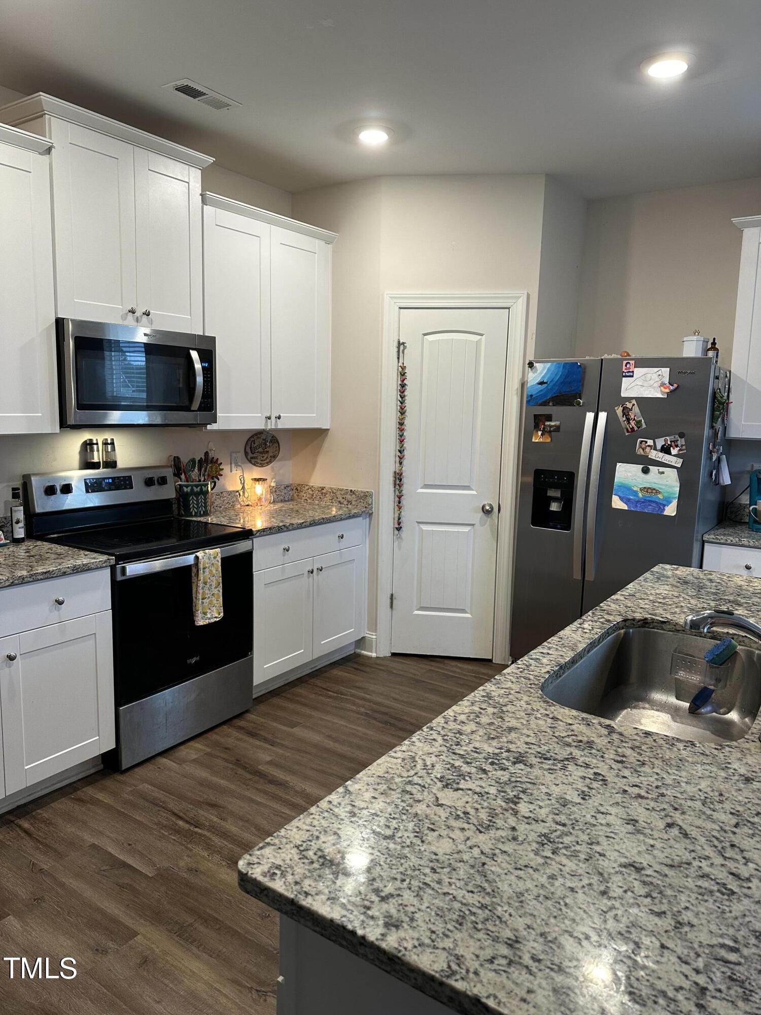 2318 Cooper Branch Road Clayton, NC 27520 - Photo 11 of 29 Kitchen