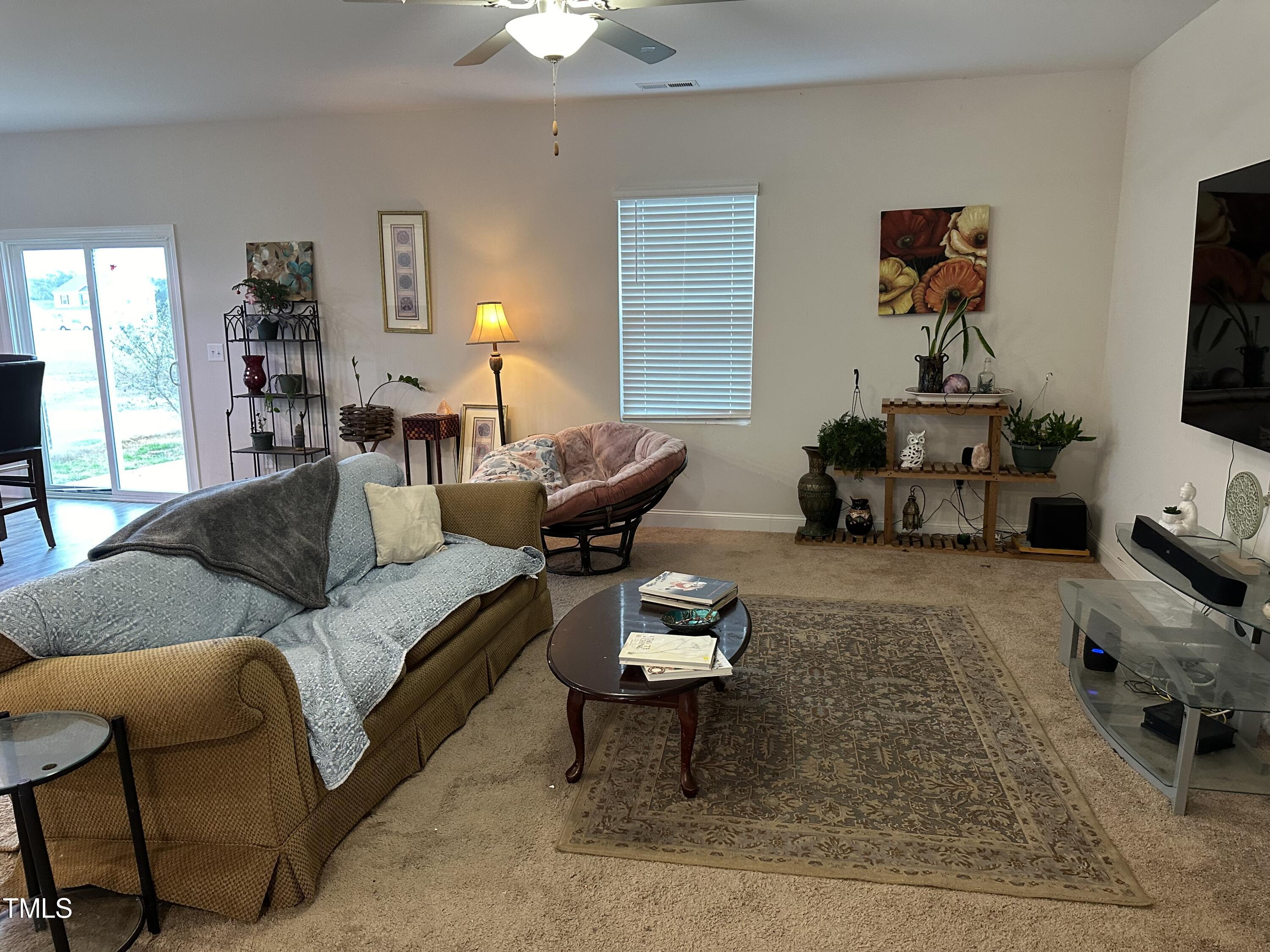 2318 Cooper Branch Road Clayton, NC 27520 - Photo 6 of 29 Living Room