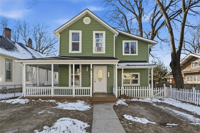 $275,000 | 930 West 7th Street, Leavenworth, KS 66048