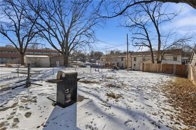 $275,000 | 930 West 7th Street, Leavenworth, KS 66048