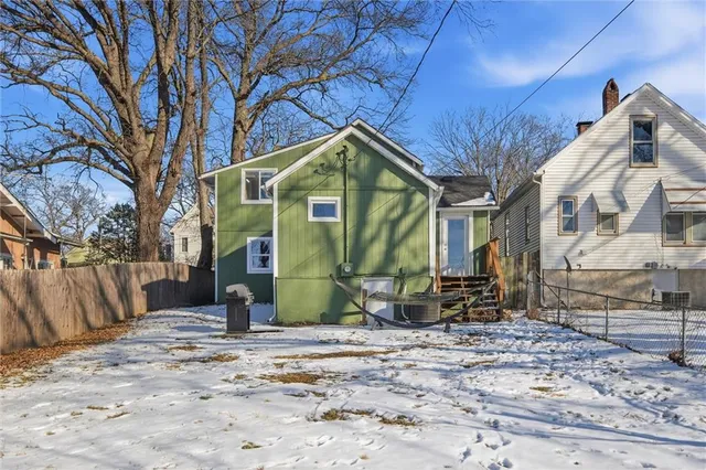 $275,000 | 930 West 7th Street, Leavenworth, KS 66048