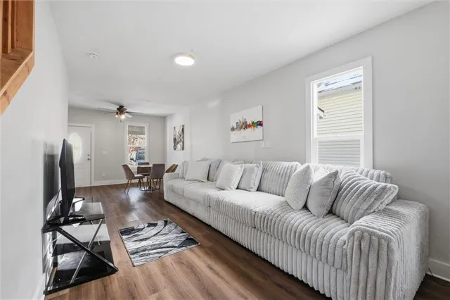 $275,000 | 930 West 7th Street, Leavenworth, KS 66048