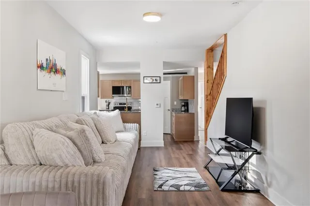 $275,000 | 930 West 7th Street, Leavenworth, KS 66048