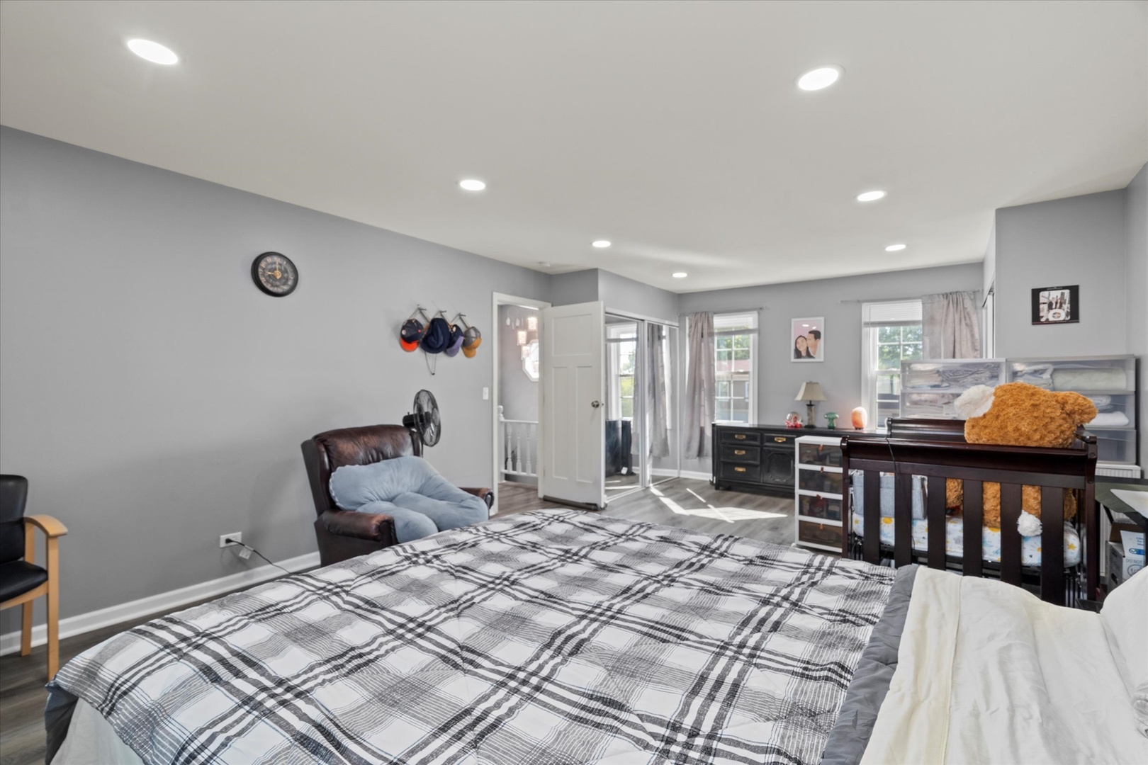 640 Rodenburg Road Roselle, IL 60172 - Photo 9 of 22 Gallery Image 9