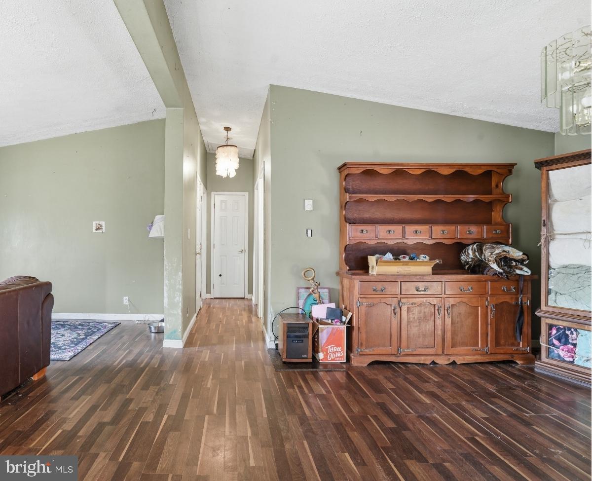 105 Ceramic Drive Newfoundland, PA 18445 - Photo 12 of 45 Spacious entryway with warm tones.