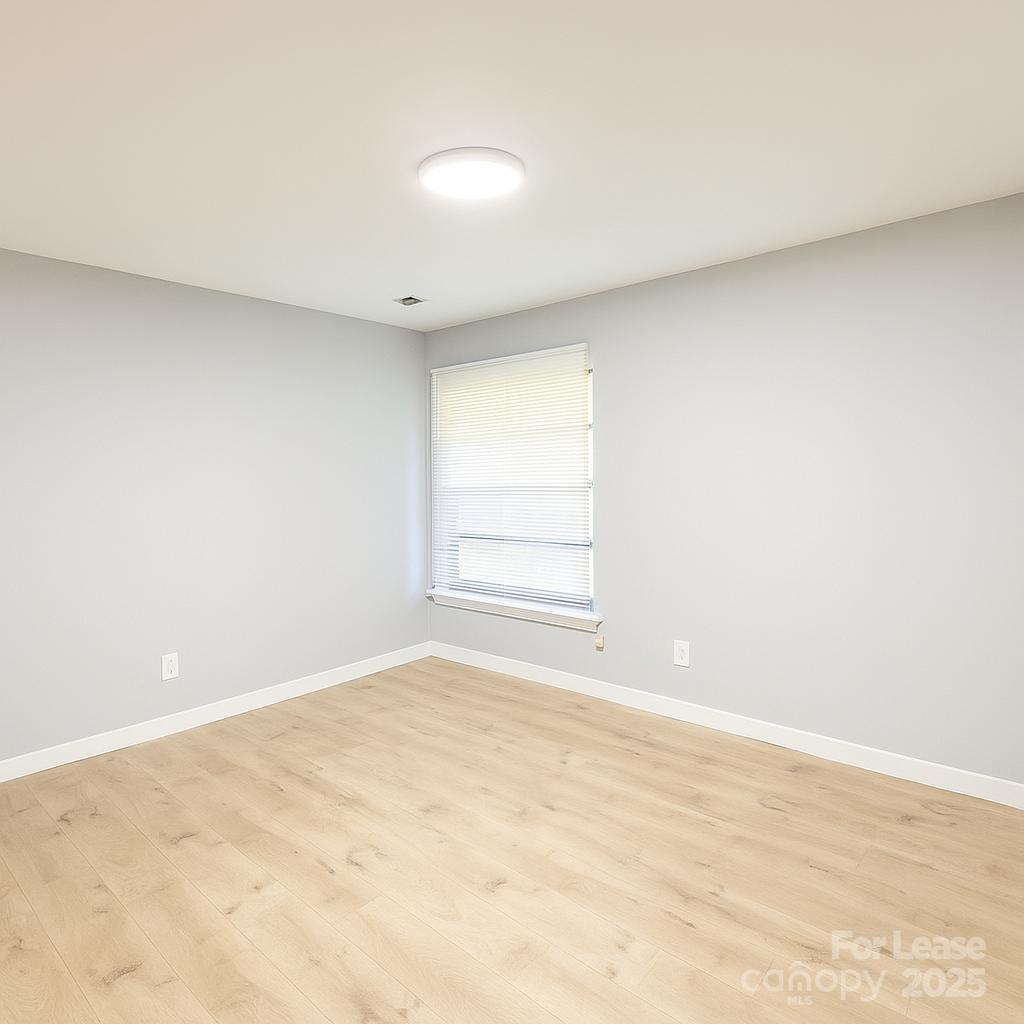 2025 Tyvola Road Charlotte, NC 28210 - Photo 8 of 16 a view of empty room