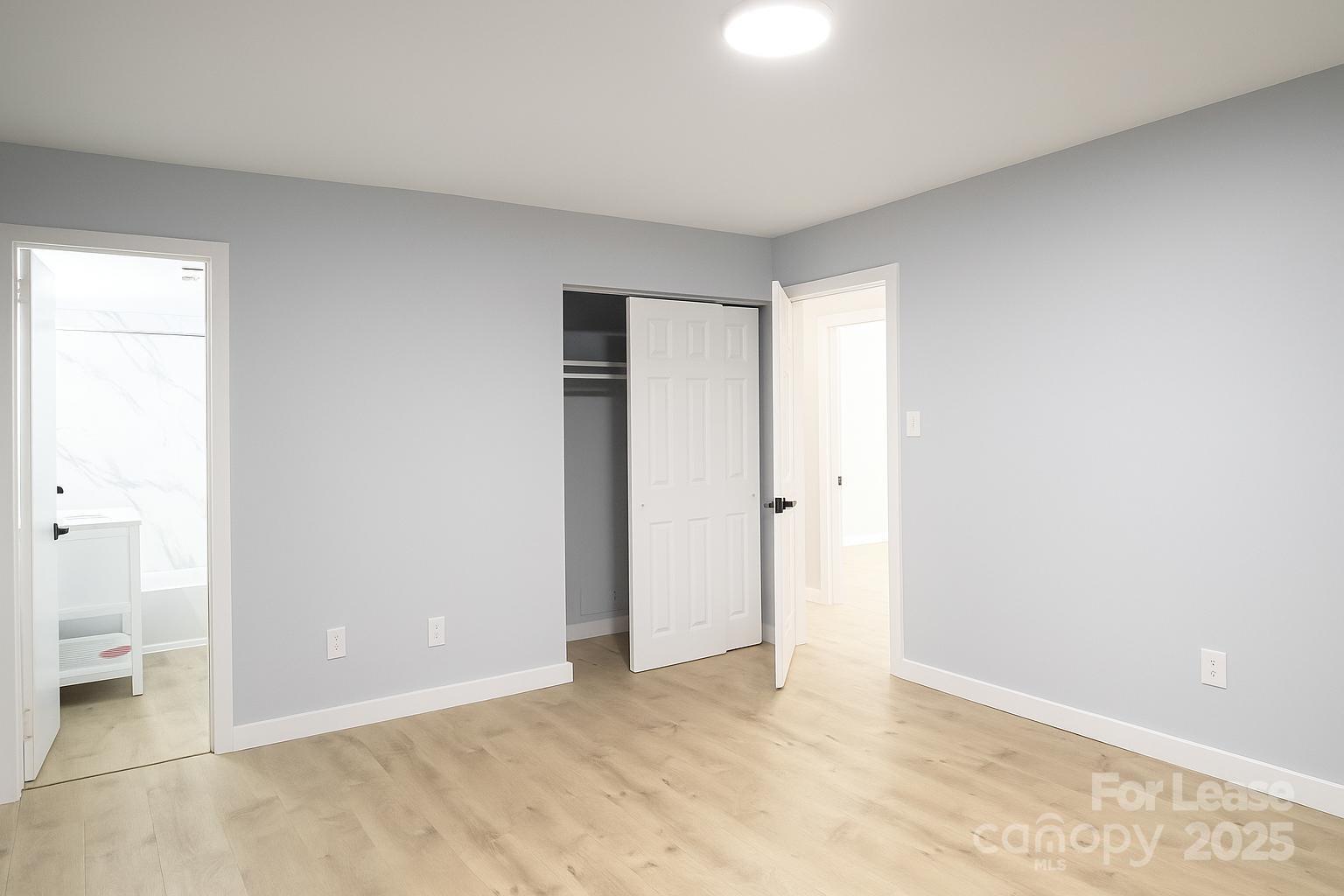 2025 Tyvola Road Charlotte, NC 28210 - Photo 9 of 16 a view of an empty room