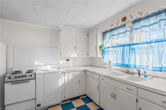 $45,100 | 2450 East Us Highway, Mocksville, NC 27028