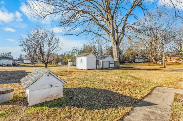 $45,100 | 2450 East Us Highway, Mocksville, NC 27028