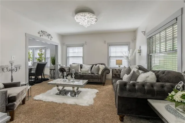 $329,999 | 135 North Elmwood Avenue, Kansas City, MO 64123